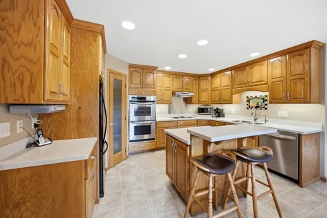 10085 28th Street S Moorhead MN 56560