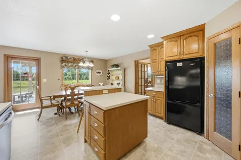 10085 28th Street S Moorhead MN 56560