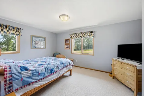10085 28th Street S Moorhead MN 56560