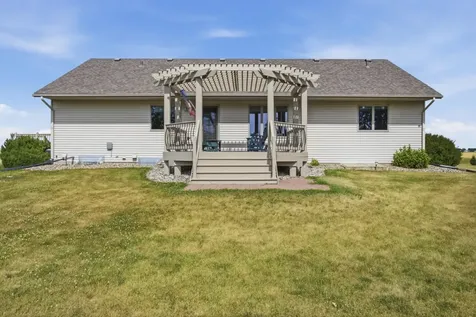 10085 28th Street S Moorhead MN 56560