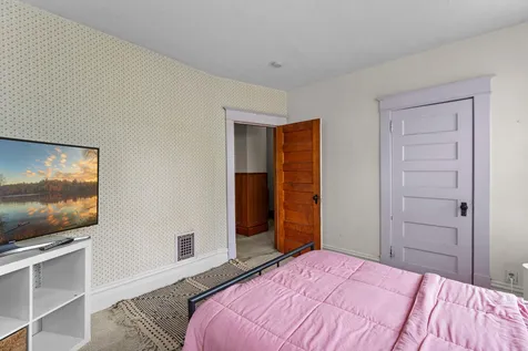 1053 Jessie Street Saint Paul MN 55130