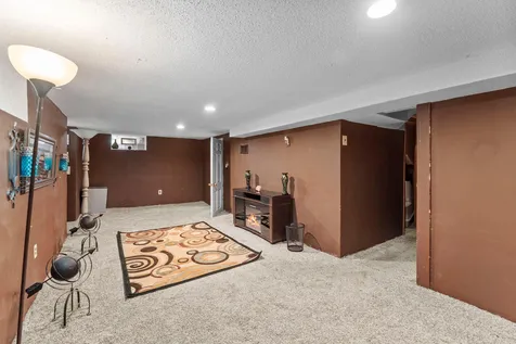 1053 Jessie Street Saint Paul MN 55130
