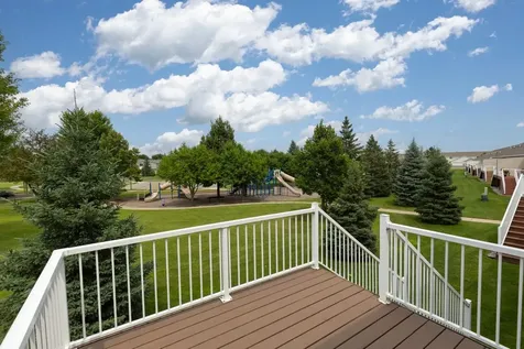4131 Blakewood Drive Shakopee MN 55379