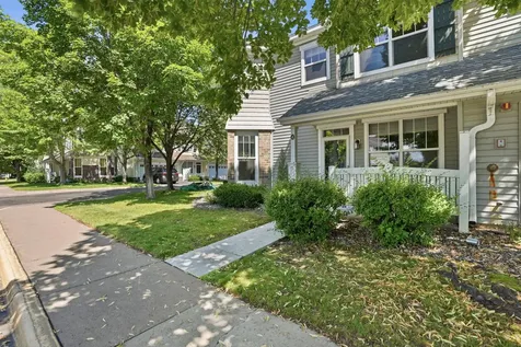 1601 Woodlynn Avenue Maplewood MN 55109