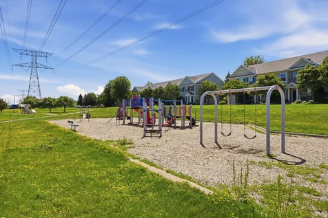 1601 Woodlynn Avenue Maplewood MN 55109