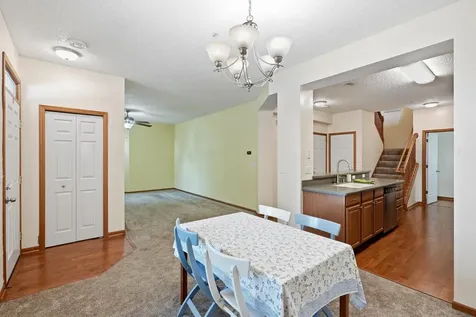 1601 Woodlynn Avenue Maplewood MN 55109
