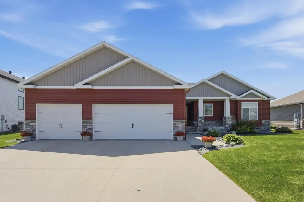 3779 Bell Boulevard E West Fargo ND 58078