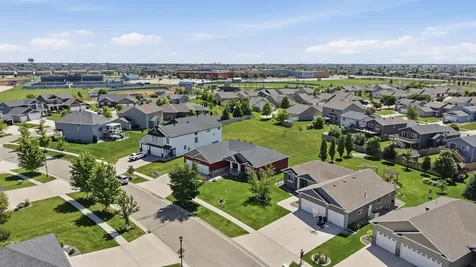 3779 Bell Boulevard E West Fargo ND 58078