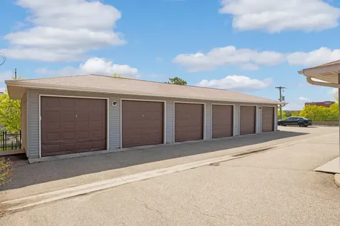 168 College Avenue W Saint Paul MN 55102