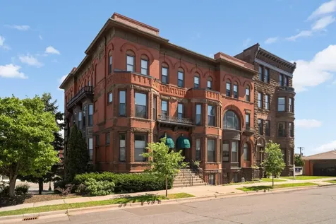 168 College Avenue W Saint Paul MN 55102