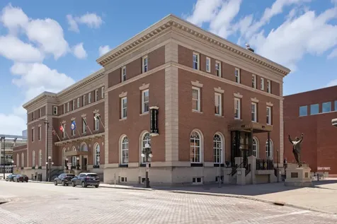 168 College Avenue W Saint Paul MN 55102
