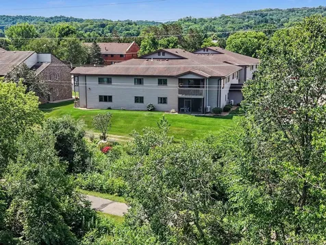 222 Sargent Drive Red Wing MN 55066