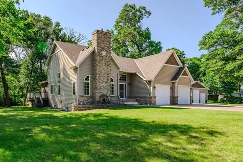 8750 E Beatrice Drive Clear Lake MN 55319
