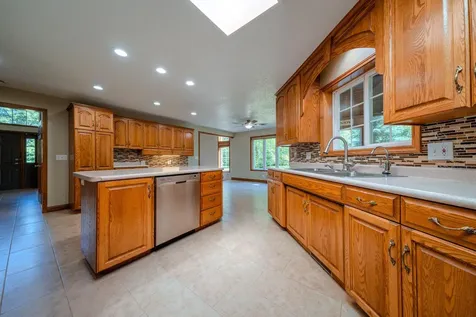 8750 E Beatrice Drive Clear Lake MN 55319