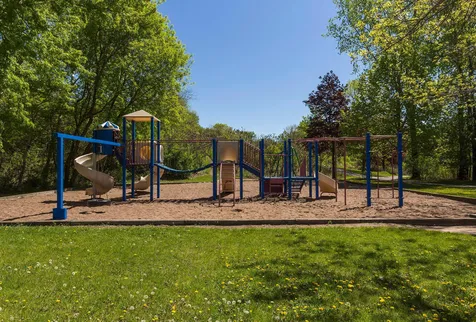 411 Dorland Place Maplewood MN 55119