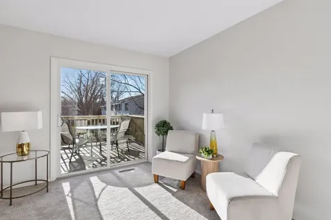 411 Dorland Place Maplewood MN 55119