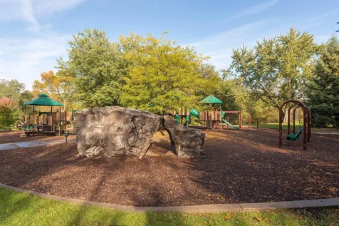 411 Dorland Place Maplewood MN 55119