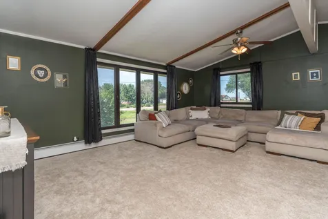 712 Pine Street Nicollet MN 56074