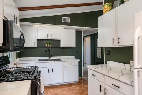 712 Pine Street Nicollet MN 56074