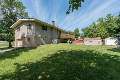 712 Pine Street Nicollet MN 56074
