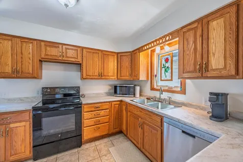 2714 Diane Lane Hibbing MN 55746