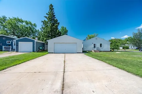 2714 Diane Lane Hibbing MN 55746