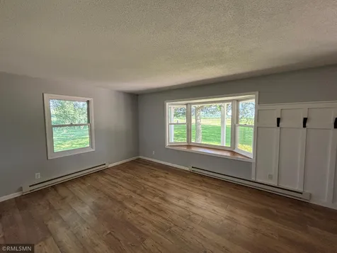 17172 220th Street Hutchinson MN 55350
