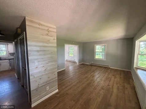 17172 220th Street Hutchinson MN 55350