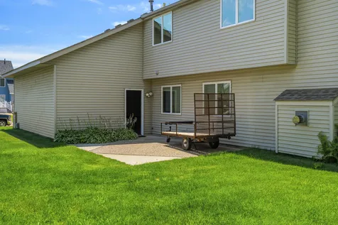 2537 Southcrest Avenue E Maplewood MN 55119