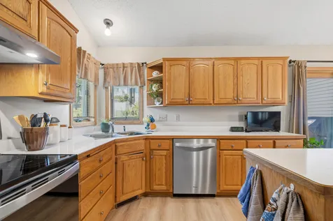 2537 Southcrest Avenue E Maplewood MN 55119