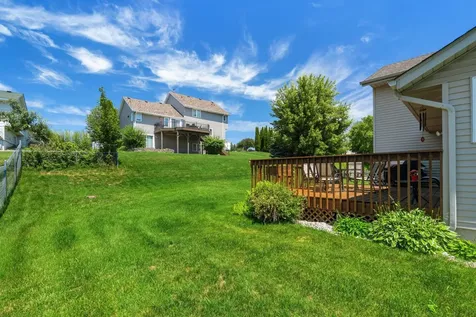 2537 Southcrest Avenue E Maplewood MN 55119