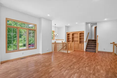 633 Burlington Road Saint Paul MN 55119