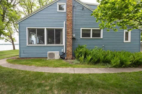 22558 Senns Beach Drive Detroit Lakes MN 56501