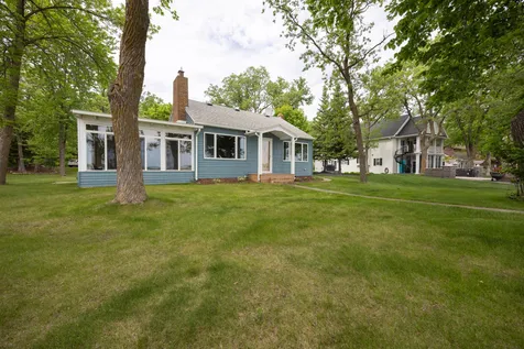 22558 Senns Beach Drive Detroit Lakes MN 56501