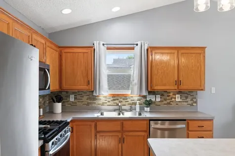 796 Park Brook Road NW Isanti MN 55040