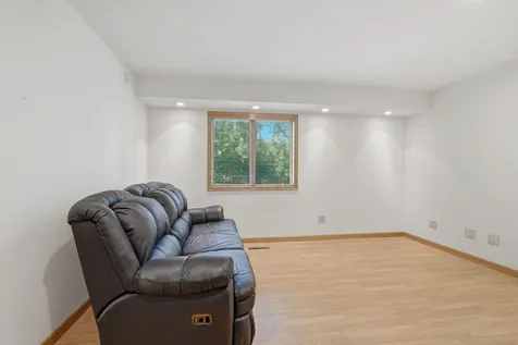 1835 63rd Street E Inver Grove Heights MN 55077