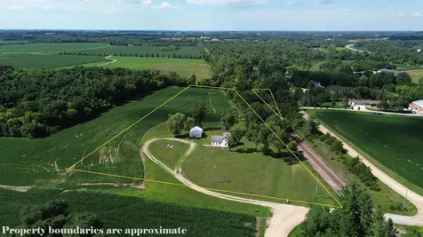 16412 Ames Way Faribault MN 55021