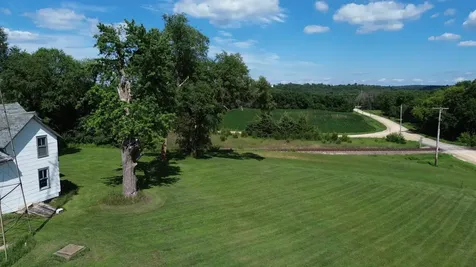 16412 Ames Way Faribault MN 55021