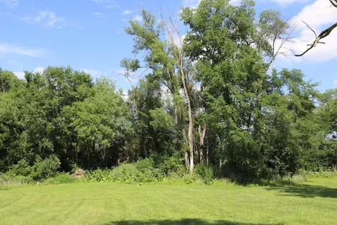 16412 Ames Way Faribault MN 55021