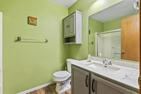 7194 Upper 17th Street N Oakdale MN 55128