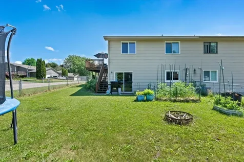 7194 Upper 17th Street N Oakdale MN 55128