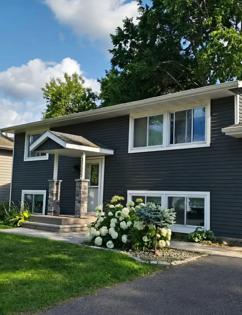 10225 99th Avenue N Maple Grove MN 55369