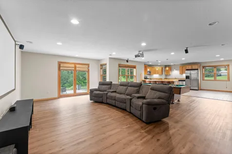 18712 Fontana Street Columbus MN 55092