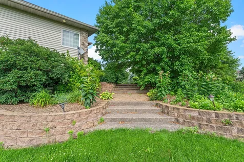 18712 Fontana Street Wyoming MN 55092
