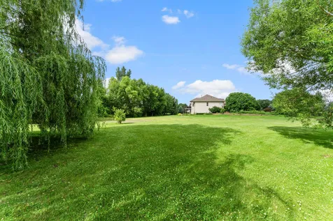 18712 Fontana Street Columbus MN 55092