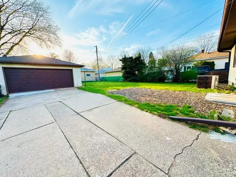 465 Ruth Street N Saint Paul MN 55119