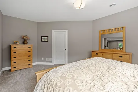 2519 Condon Court Mendota Heights MN 55120