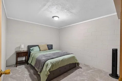 1272 Trailwood S Hopkins MN 55343