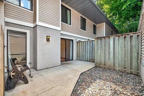 1272 Trailwood S Hopkins MN 55343