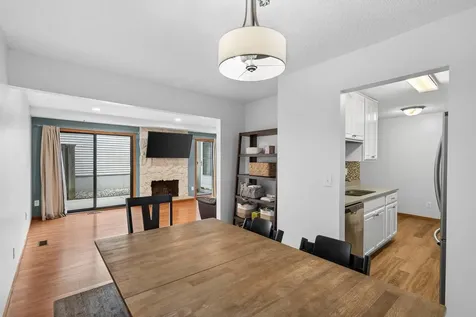 1272 Trailwood S Hopkins MN 55343